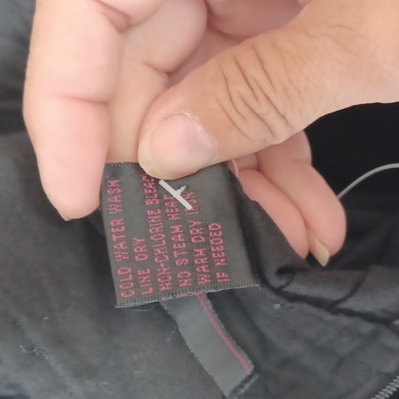 Willi Smith A-Line Skirt Size 8 Black Stunning White Applique Floral Embroidered - Picture 9 of 9